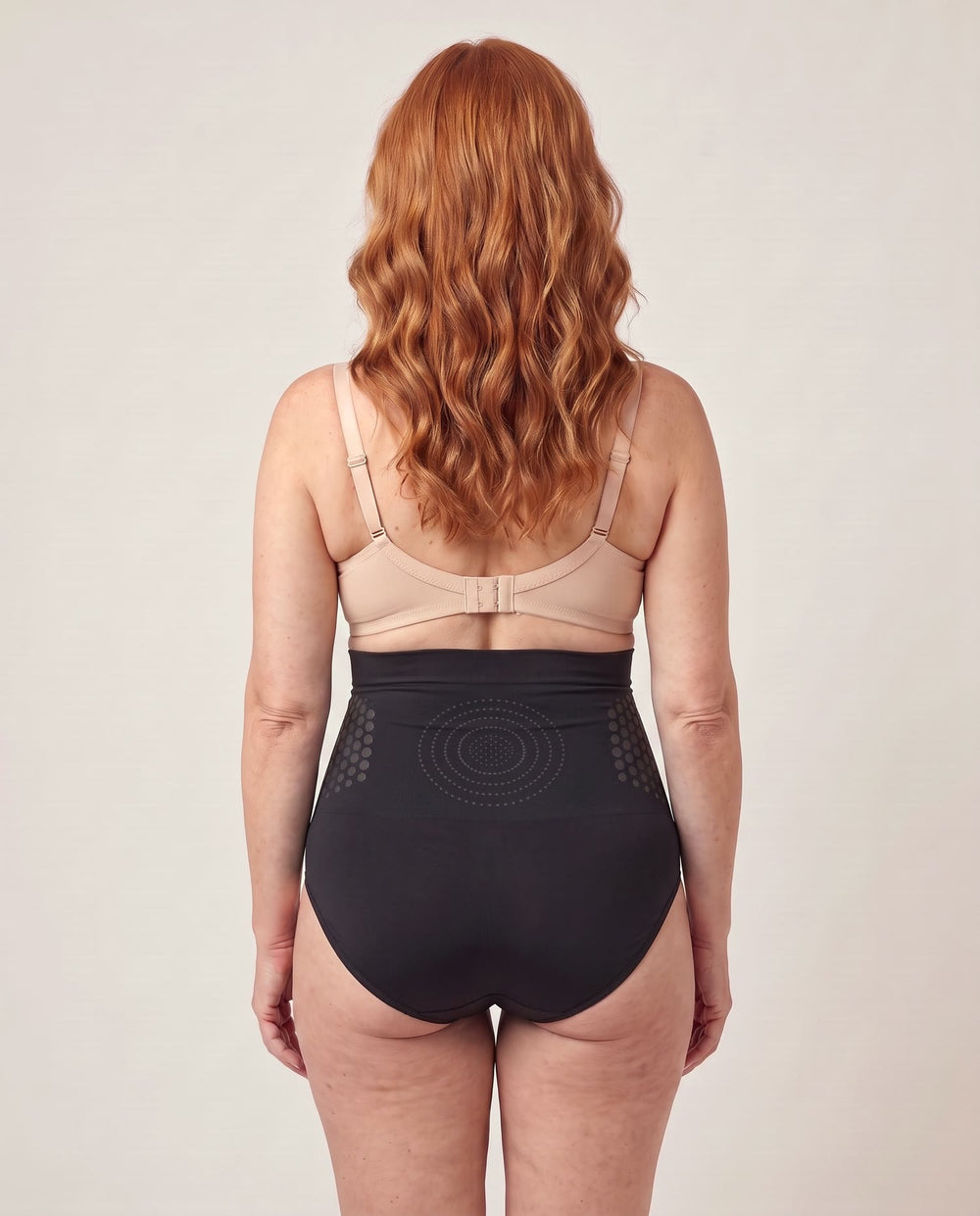De HighFitPlus zwart van achteren